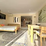 펜션 La Marina 료렛 드 마르