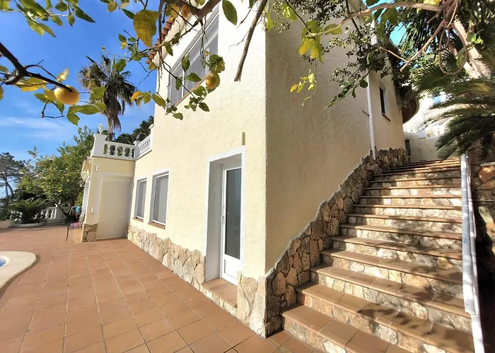 Feriehus La Marina *