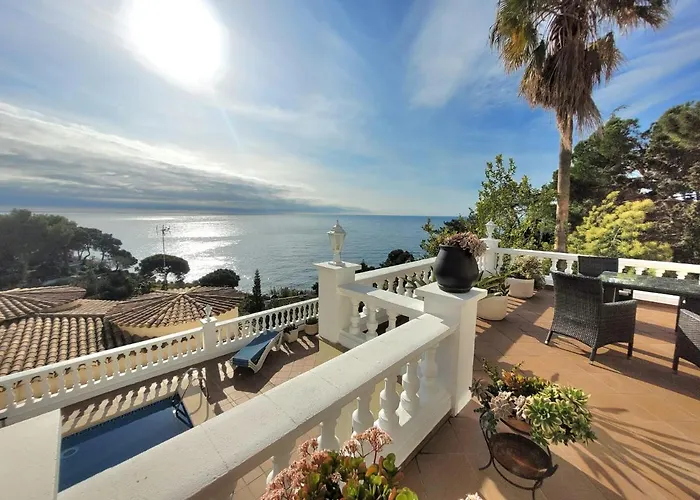 La Marina Nyaraló Lloret de Mar